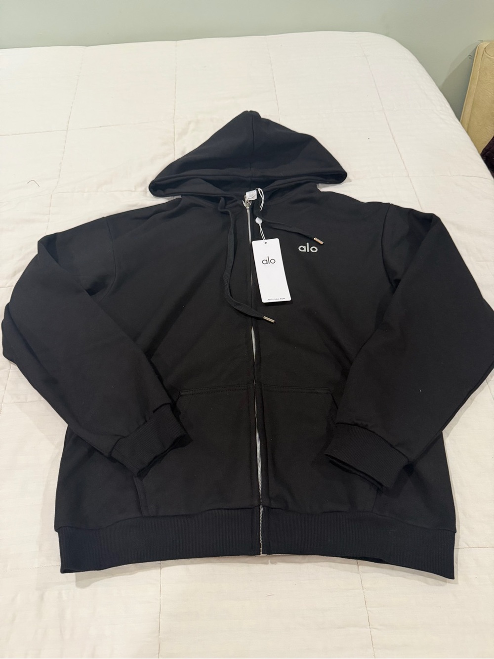 ALO Yoga Men’s Black Zip-Up Hoodie